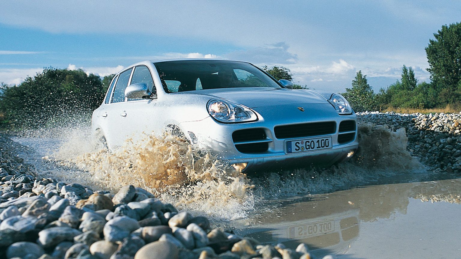 Time to embrace the madness of the rallyready Porsche Cayenne The